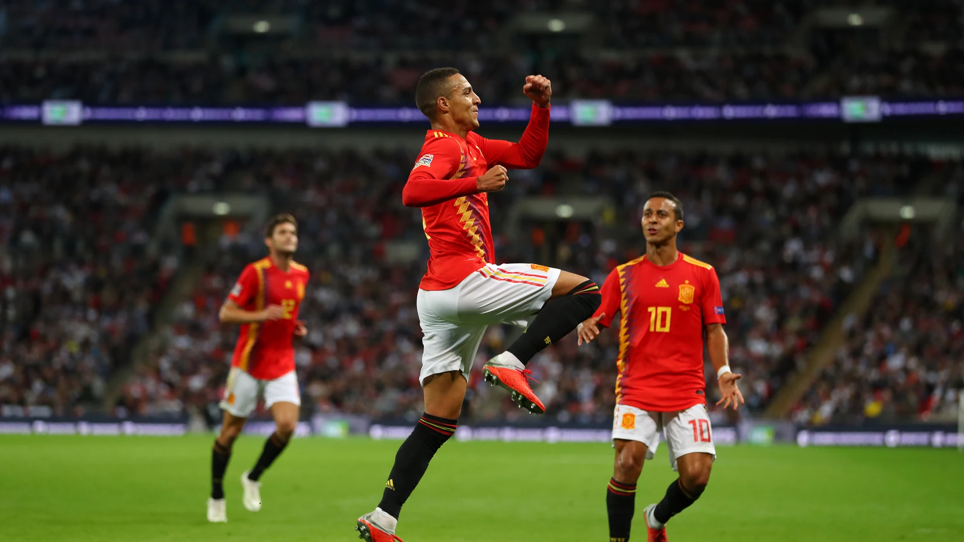 Rodrigo celebra su gol con la selección española Rodrigo celebra su gol con la selección española