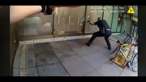 Un tiroteo en un banco de Estados Unidos deja seis muertos y varios heridos Un tiroteo en un banco de Estados Unidos deja seis muertos y varios heridos