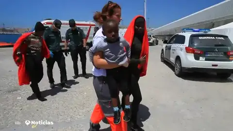 La cifra de menores inmigrantes no acompañados que llegan a España se multiplica por cinco en 2018 La cifra de menores inmigrantes no acompañados que llegan a España se multiplica por cinco en 2018