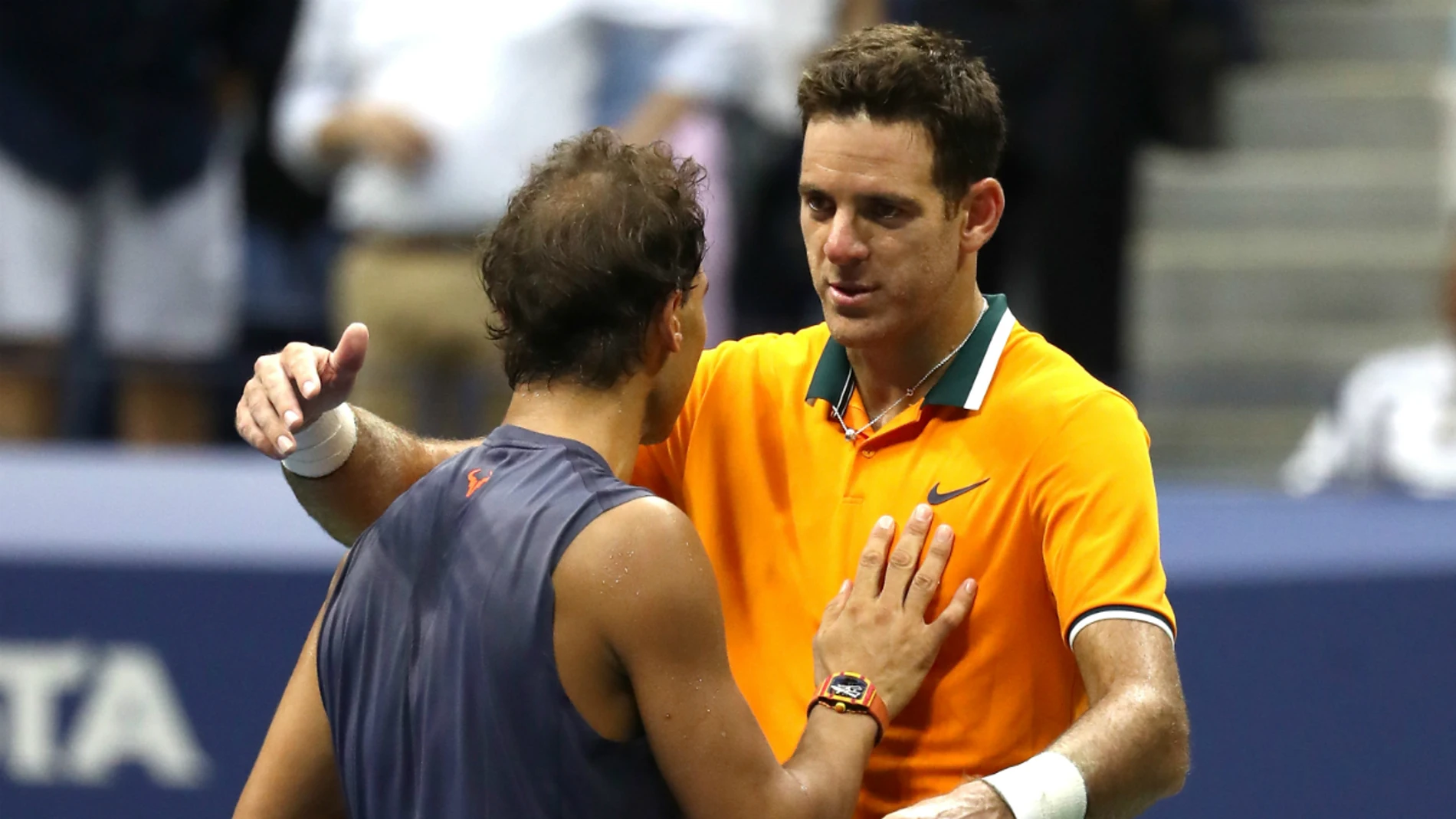 Del Potro saluda a Nadal Del Potro saluda a Nadal