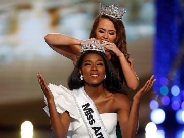 Miss Nueva York, Nia Imani Franklin, tras ser proclamada 'Miss América'