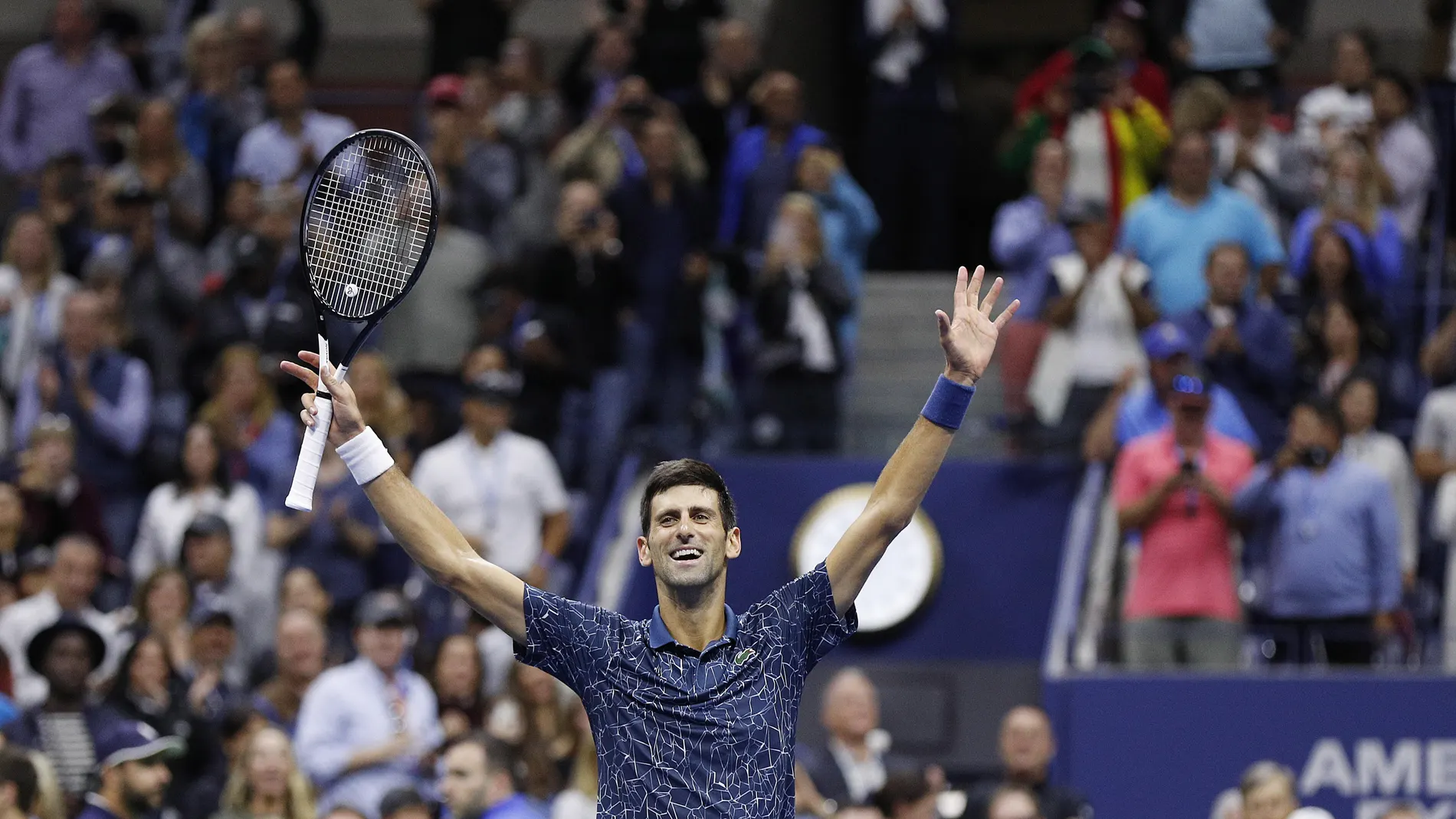 Djokovic celebra su victoria en el US Open Djokovic celebra su victoria en el US Open