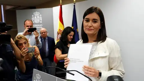 La ministra de Sanidad, Consumo y Bienestar Social, Carmen Montón La ministra de Sanidad, Consumo y Bienestar Social, Carmen Montón
