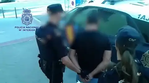 Detenido un hombre por maltratar y secuestrar a su pareja durante 4 meses en Fuenlabrada (Madrid) Detenido un hombre por maltratar y secuestrar a su pareja durante 4 meses en Fuenlabrada (Madrid)