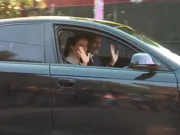 La princesa Leonor y la infanta Sofía comienzan el curso escolar acompañadas por sus padres, los Reyes La princesa Leonor y la infanta Sofía comienzan el curso escolar acompañadas por sus padres, los Reyes