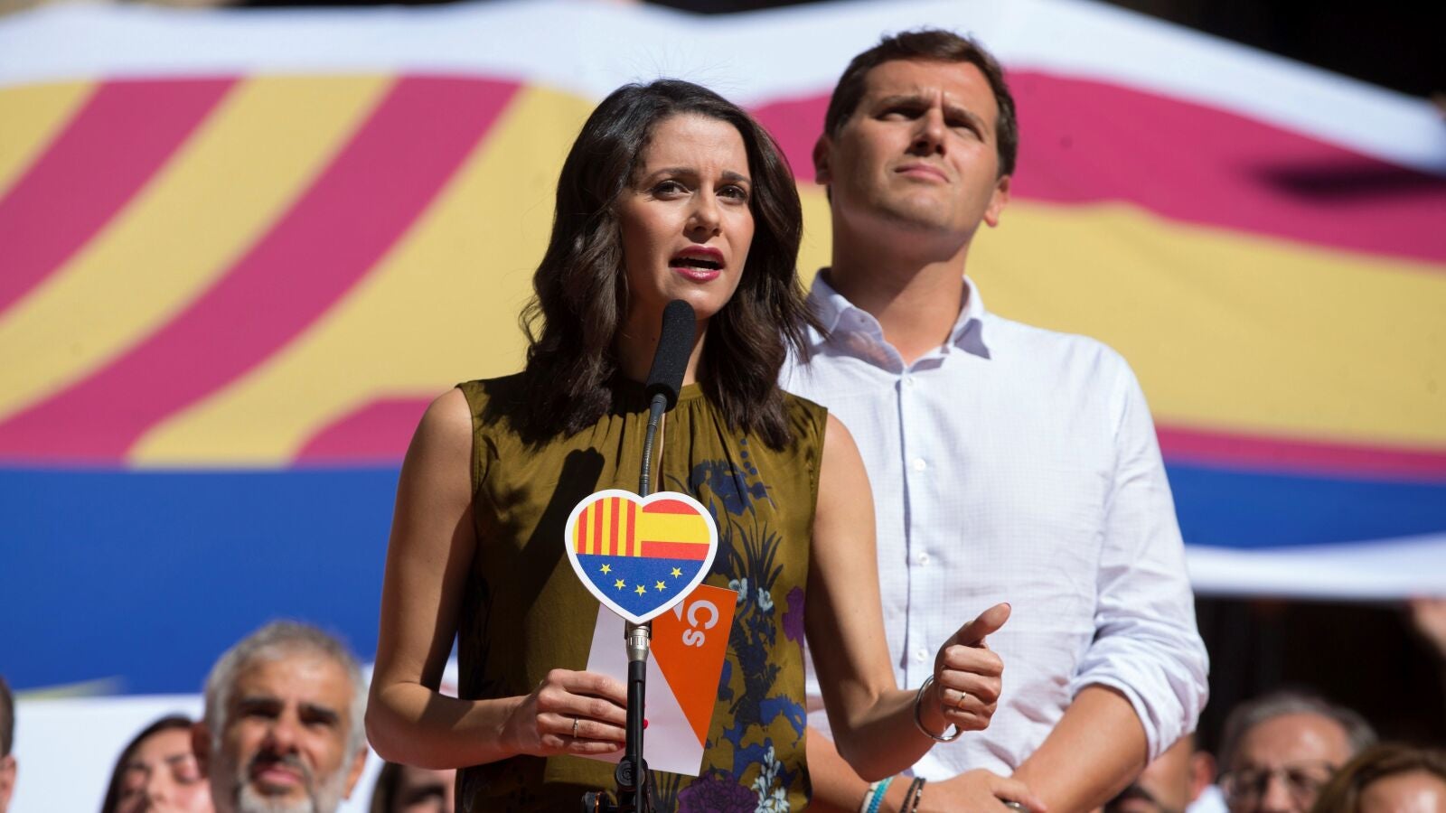Arrimadas estudia presentarse junto a Albert Rivera en las listas para las elecciones generales