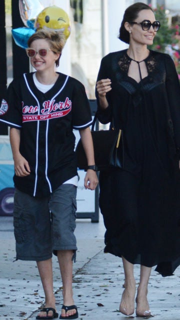 Angelina Jolie junto a Shiloh