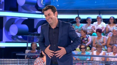 Arturo Valls despide a una concursante al ritmo de una película de Disney