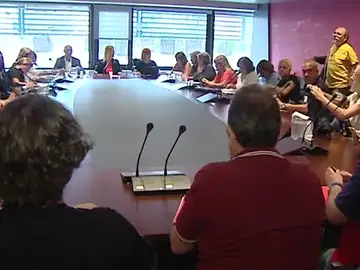 Los funcionarios de la Generalitat consiguen una subida salarial para 2018 Los funcionarios de la Generalitat consiguen una subida salarial para 2018