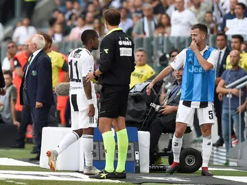 Douglas Costa, en el partido ante el Sassuolo Douglas Costa, en el partido ante el Sassuolo