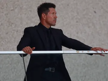 Simeone, en la grada del Louis II de Mónaco Simeone, en la grada del Louis II de Mónaco