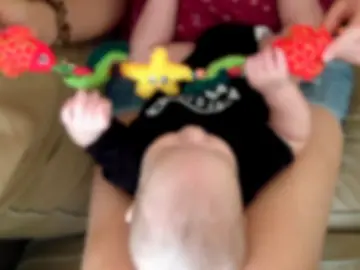 Convierte tu móvil en un vigilabebés con cámara en segundos Convierte tu móvil en un vigilabebés con cámara en segundos