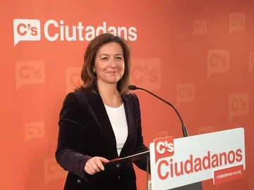 Imagen de archivo de Carina Mejías Imagen de archivo de Carina Mejías