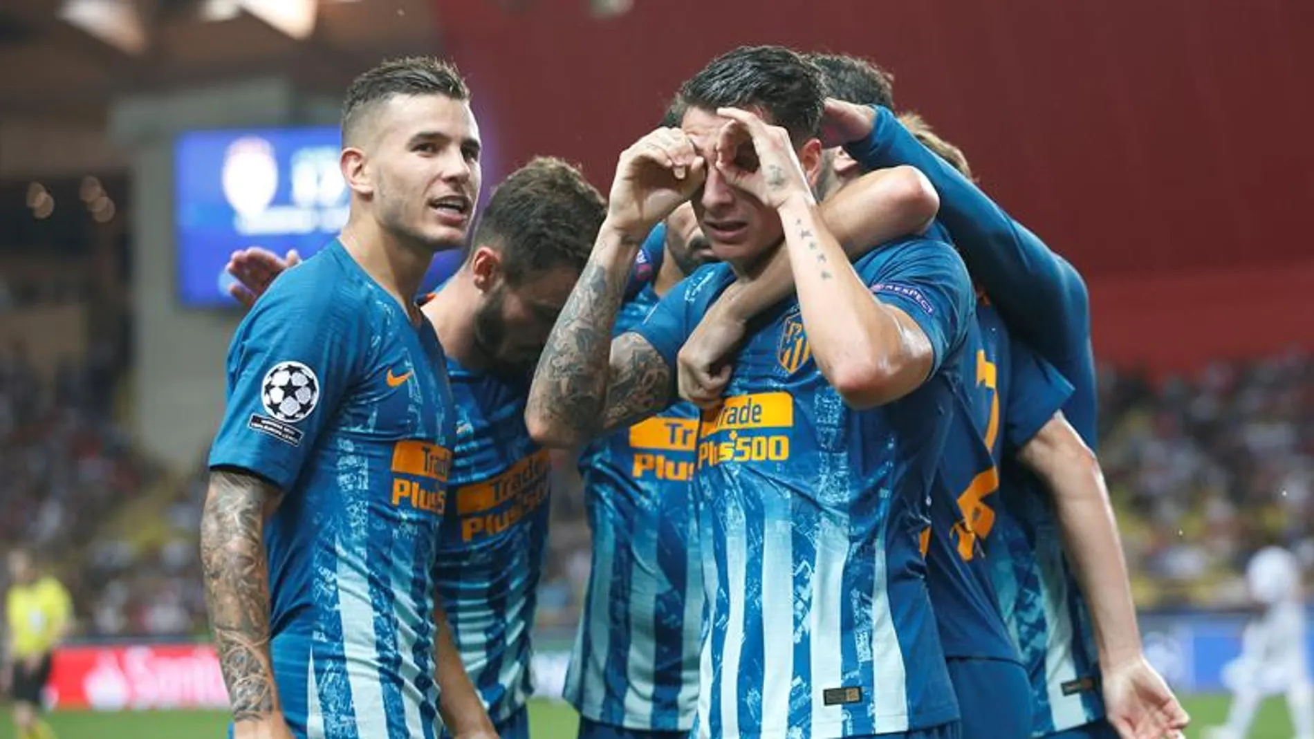 El Atlético celebra uno de los tantos ante el Mónaco El Atlético celebra uno de los tantos ante el Mónaco