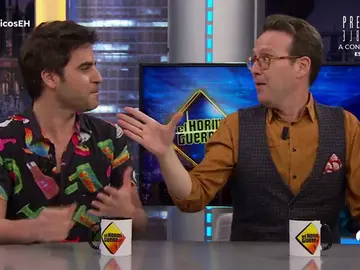 Joaquín Reyes define en 'El Hormiguero 3.0' a Ernesto Sevilla como director: "A mí, en concreto, me trata fatal" Joaquín Reyes define en 'El Hormiguero 3.0' a Ernesto Sevilla como director: "A mí, en concreto, me trata fatal"