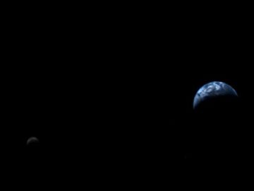 Primera imagen de la Tierra y la Luna juntas (18 de septiembre de 1977)