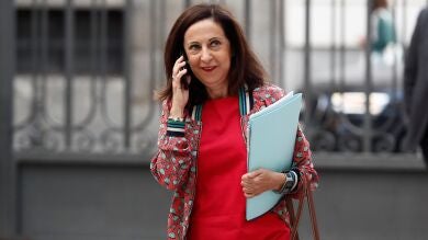 Margarita Robles asegura que los partidos catalanes saben que no pueden pedir al Gobierno que influya en la fiscalía a cambio de apoyar los PGE