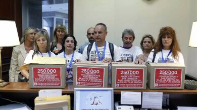 Familiares de atropellados piden en el Congreso penas más duras por conducir bajo los efectos del alcohol y las drogas