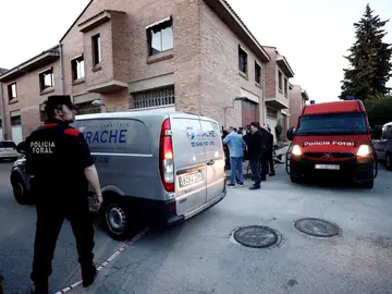 Tres muertos en un tiroteo en Cáseda (Navarra) durante una reyerta Tres muertos en un tiroteo en Cáseda (Navarra) durante una reyerta