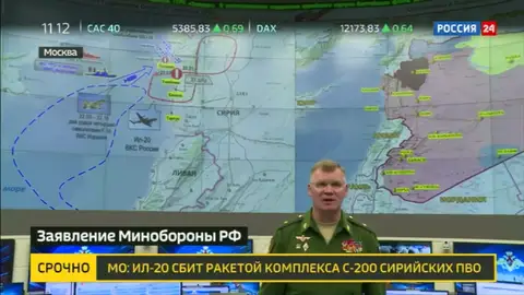 Abatido un avión ruso por un misil sirio Abatido un avión ruso por un misil sirio