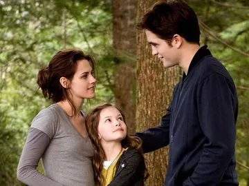La familia Cullen en la Saga Crepúsculo La familia Cullen en la Saga Crepúsculo