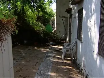 Los propietarios de once viviendas de Tomares denuncias robos y destrozos Los propietarios de once viviendas de Tomares denuncias robos y destrozos