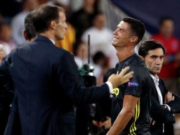 Cristiano Ronaldo se retira entre lágrimas de Mestalla