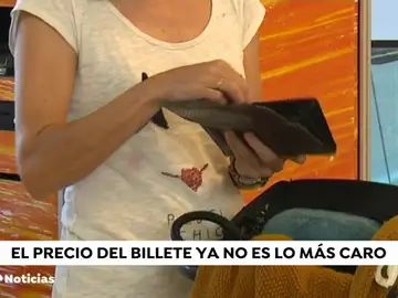 Las trampas de los billetes de avión 'low cost': las aerolíneas cobran más cargos extra Las trampas de los billetes de avión 'low cost': las aerolíneas cobran más cargos extra