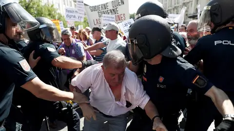 Protestas de los pensionistas en el Congreso Protestas de los pensionistas en el Congreso