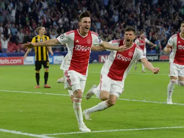 Nicolás Tagliafico celebra su gol ante el AEK Nicolás Tagliafico celebra su gol ante el AEK