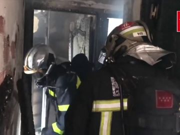 Un incendio sin heridos calcina un piso de Getafe 