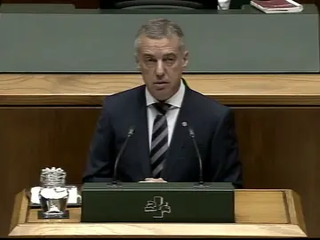 Urkullu defiende un Estatuto para Euskadi con norma de rango "cuasi-constitucional" Urkullu defiende un Estatuto para Euskadi con norma de rango "cuasi-constitucional"