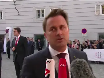 El primer ministro de Luxemburgo muestra su “asco” ante la idea de pagar para no acoger a inmigrantes El primer ministro de Luxemburgo muestra su “asco” ante la idea de pagar para no acoger a inmigrantes
