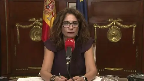 Montero confirma que estudia rebajar la fiscalidad de las pymes que facturan hasta un millón de euros Montero confirma que estudia rebajar la fiscalidad de las pymes que facturan hasta un millón de euros