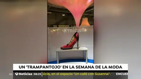 ¿Un zapato de tacón o una mujer pintada simulando ser un zapato? ¿Un zapato de tacón o una mujer pintada simulando ser un zapato?