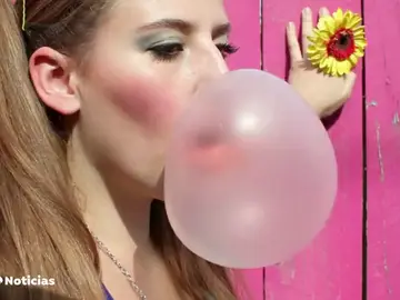 Las prohibiciones más curiosas en el mundo: desde tirar de la cadena por la noche hasta mascar chicle Las prohibiciones más curiosas en el mundo: desde tirar de la cadena por la noche hasta mascar chicle