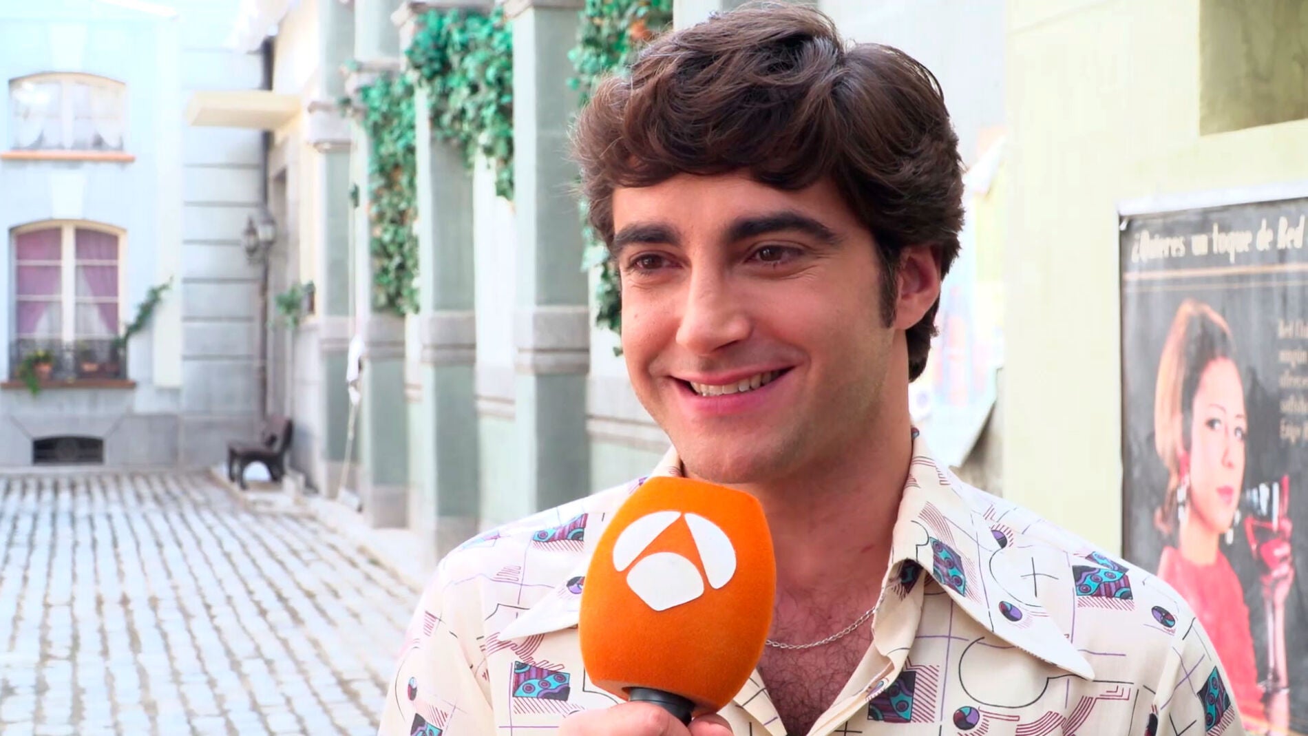 Robert Gonz&aacute;lez: "&Aacute;lvaro de la Vega reflejar&aacute; en la revista sat&iacute;rica su de forma de vida"