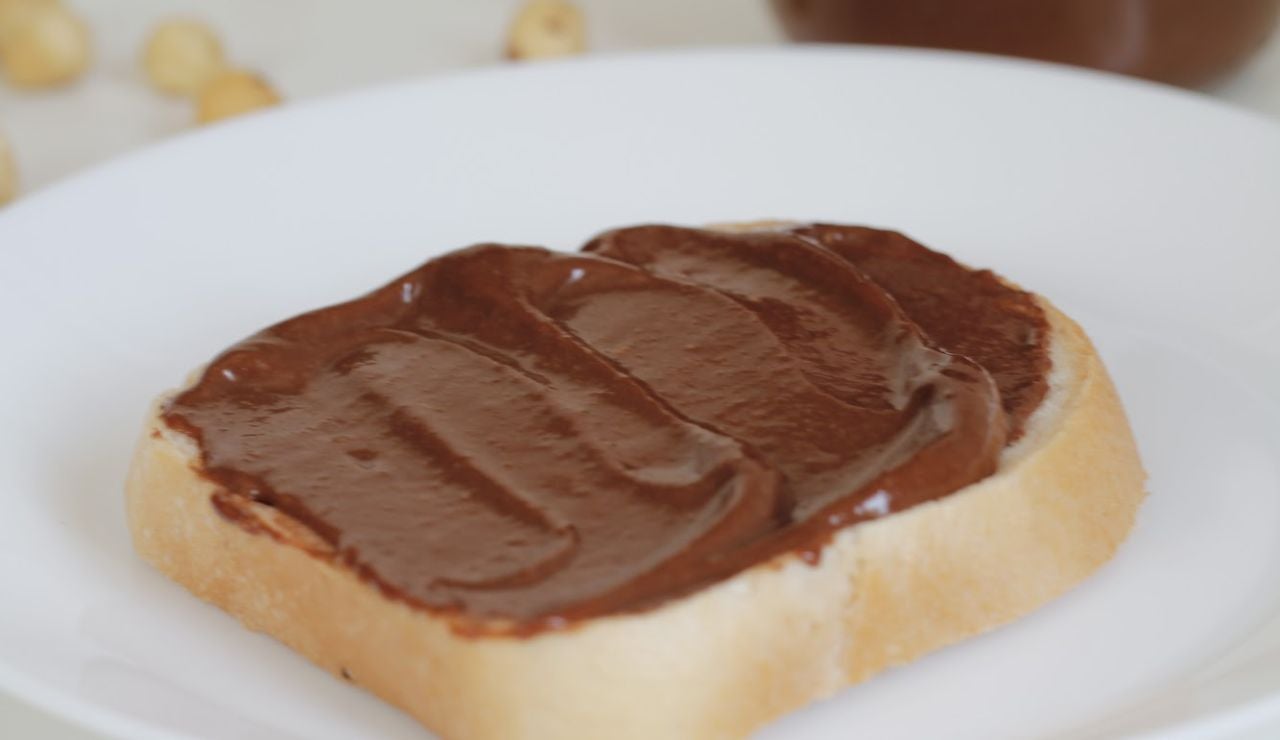 Crema de cacao y avellanas casera