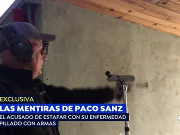 Graban disparando sin permiso de armas a Paco Sanz, el estafador de los 2.000 tumores Graban disparando sin permiso de armas a Paco Sanz, el estafador de los 2.000 tumores