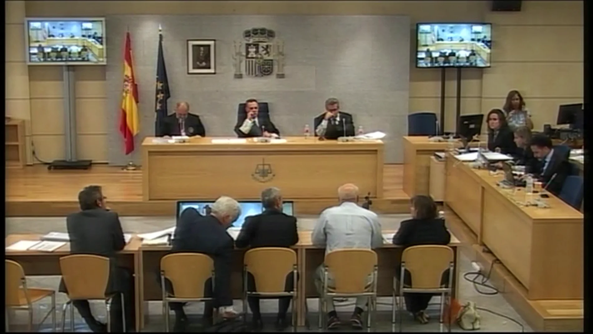 Los cabecillas de la Gürtel piden al Supremo las grabaciones íntegras del juicio para ver en cuántas sesiones se duerme el juez De Diego Los cabecillas de la Gürtel piden al Supremo las grabaciones íntegras del juicio para ver en cuántas sesiones se duerme el juez De Diego