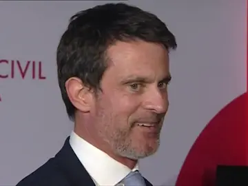 Un misterioso tuit de Manuel Valls aviva los rumores sobre su candidatura a la alcaldía de Barcelona Un misterioso tuit de Manuel Valls aviva los rumores sobre su candidatura a la alcaldía de Barcelona