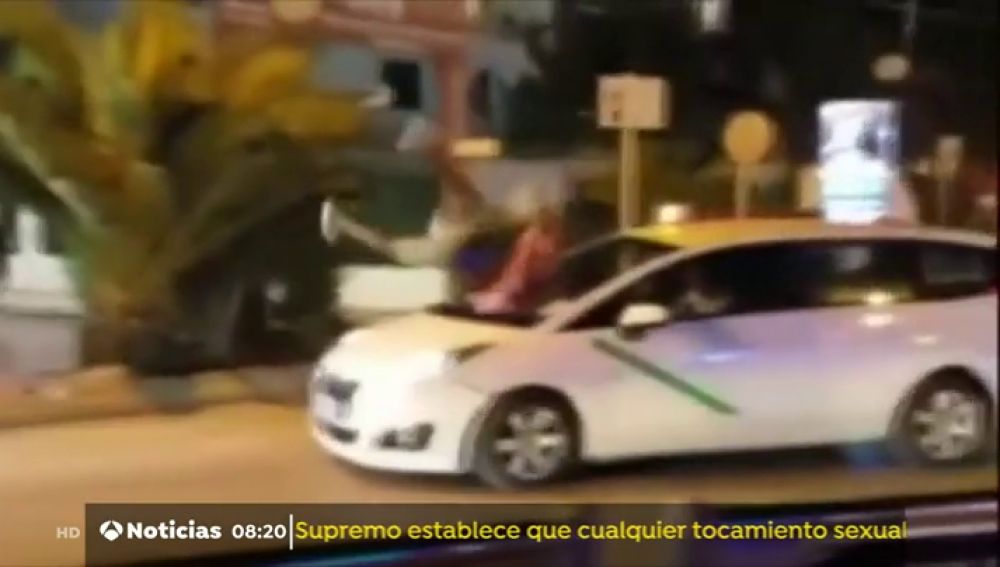 Un turista británico se estampa contra un taxi en Ibiza