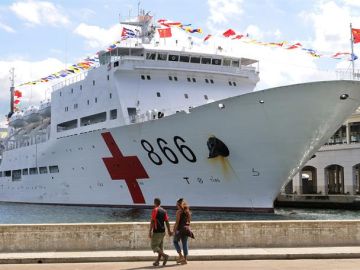 El buque hospital chino 'Arca de la paz'