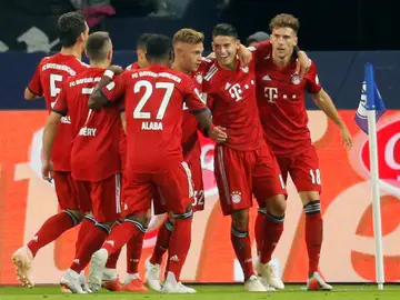 James celebra su gol al Schalke 04 James celebra su gol al Schalke 04