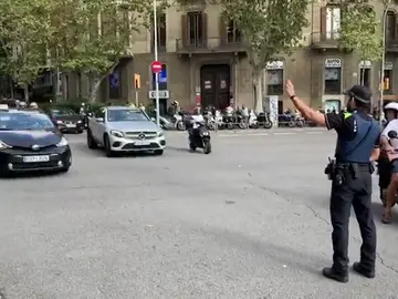 Varias ciudades españolas se suman al 'Día Europeo sin coches' y promueven el uso del transporte público Varias ciudades españolas se suman al 'Día Europeo sin coches' y promueven el uso del transporte público