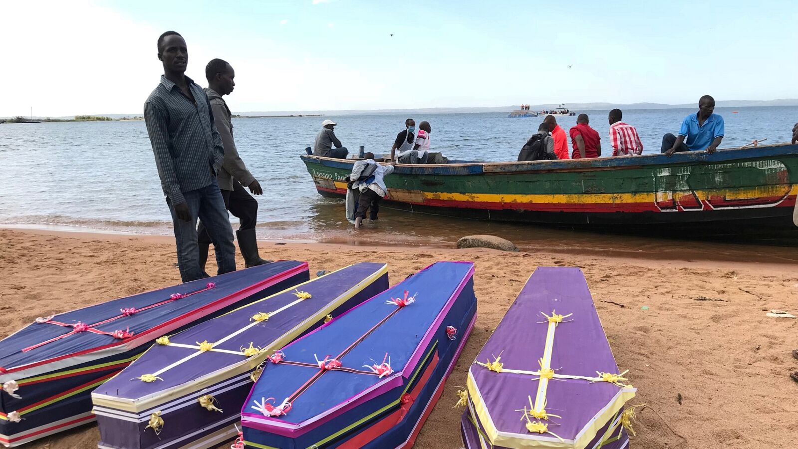 Ascienden a 225 los muertos en el naufragio de un ferry en Tanzania