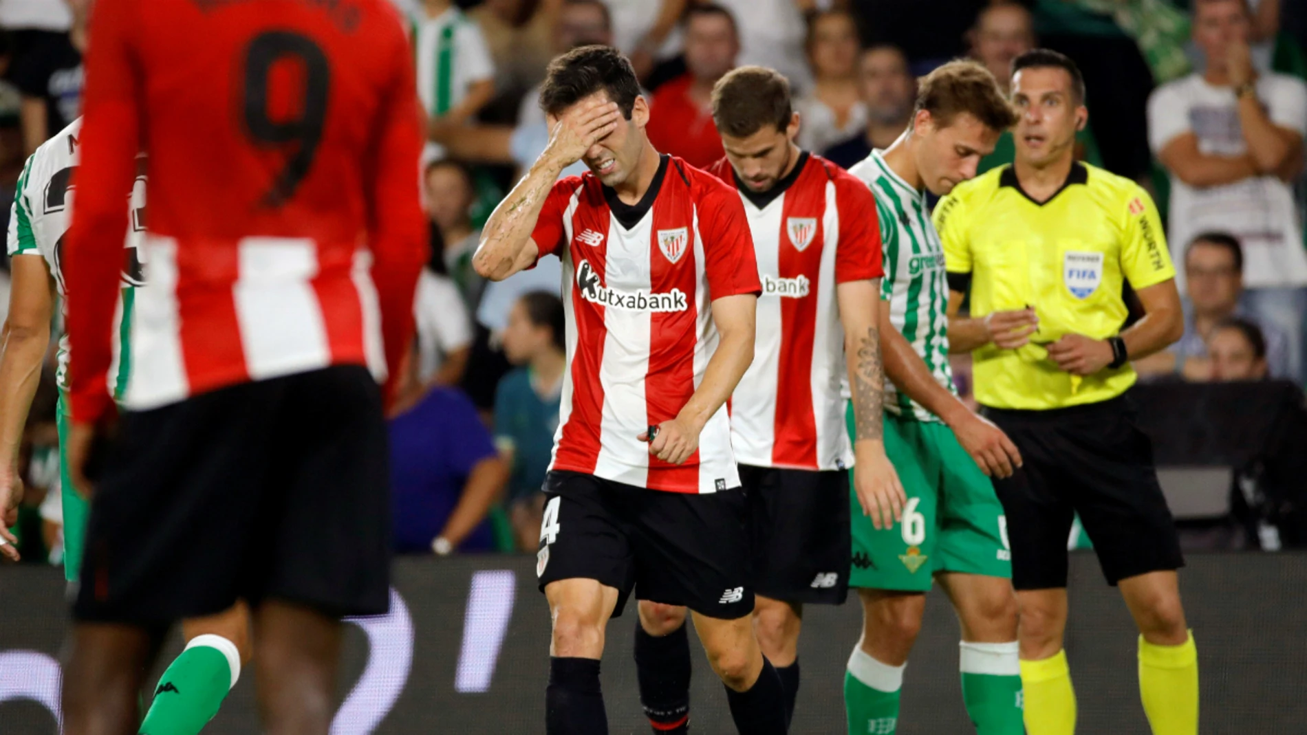 Markel Susaeta, cabizbajo Markel Susaeta, cabizbajo