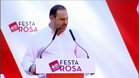 El Gobierno insiste en que se negociará con la Generalitat teniendo en cuenta "todas las sensibilidades" en Cataluña El Gobierno insiste en que se negociará con la Generalitat teniendo en cuenta "todas las sensibilidades" en Cataluña