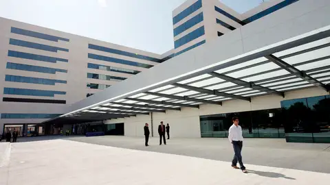 Vista general del nuevo Hospital La Fe de Valencia, donde fueron trasladados los dos niños Vista general del nuevo Hospital La Fe de Valencia, donde fueron trasladados los dos niños