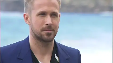 Ryan Gosling: “Que a los hijos de Neil Armstrong les haya gustado la película ha sido mi llegada a la luna” Ryan Gosling: “Que a los hijos de Neil Armstrong les haya gustado la película ha sido mi llegada a la luna”